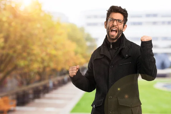 Jonge Man Schreeuwen Boos — Stockfoto