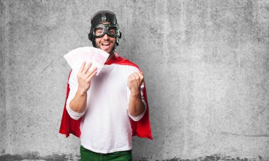 süper kahraman faturaları holding