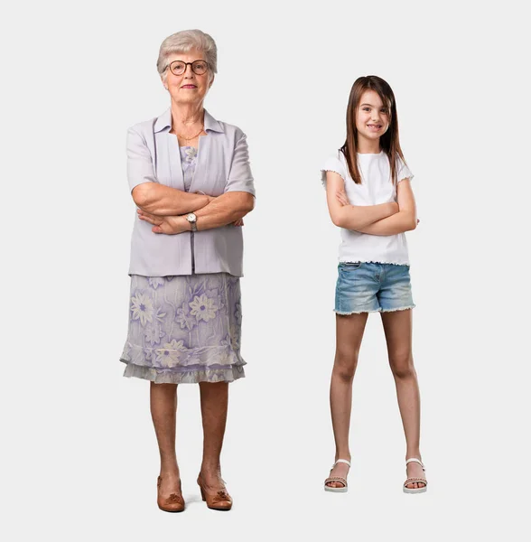 Full Body Elderly Lady Her Granddaughter Crossing His Arms Smiling — Stock Photo, Image