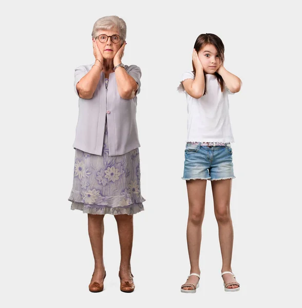 Full Body Elderly Lady Her Granddaughter Covering Ears Hands Angry — Stock Photo, Image