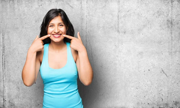 Latijns Woman Wijzend Haar Mond — Stockfoto