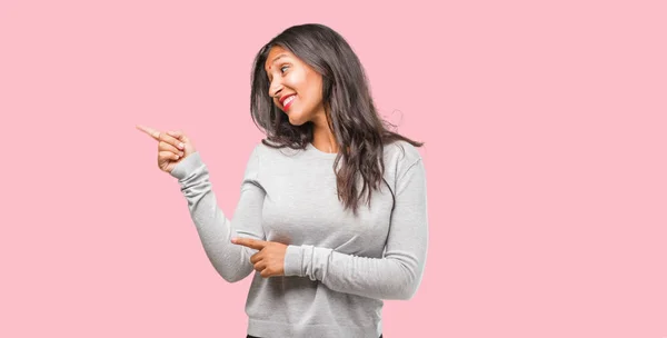 Portrait Young Indian Woman Pointing Side — Stock Photo, Image