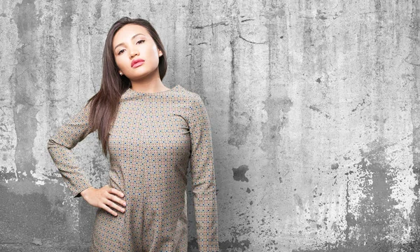 Asian Woman Posing Grey Grunge Background — Stock Photo, Image