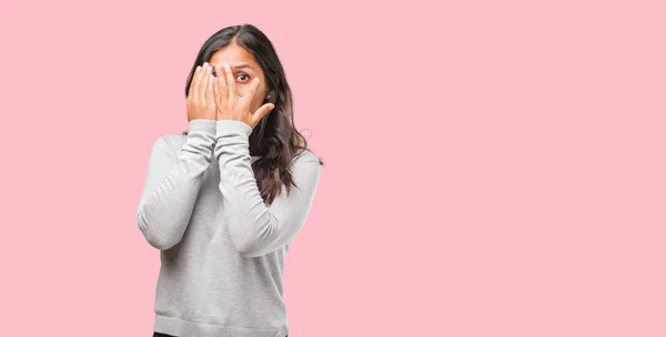 Portrait Young Indian Woman Worried Scared — Stock Photo, Image