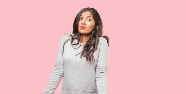 Portrait Young Indian Woman Doubting Shrugging Shoulders — Stock Photo, Image