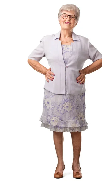Całego Ciała Starszy Kobieta Rąk Biodrach Stałego Zrelaksowany Uśmiechnięty Bardzo — Zdjęcie stockowe