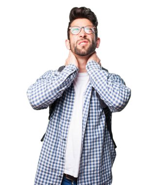 Beyaz arka plan üzerinde izole acı öğrenci adam