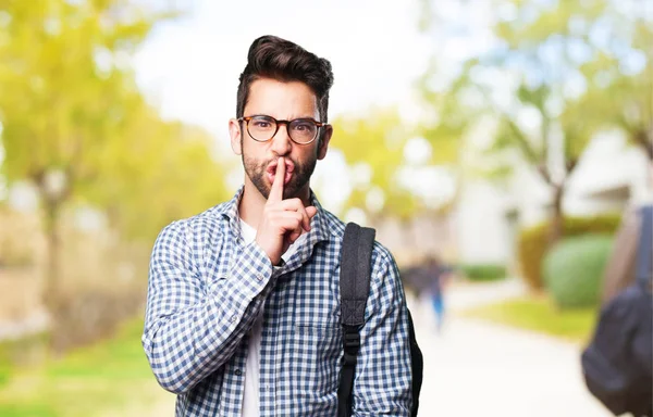 Irritado Estudante Homem Fazendo Silêncio Gesto — Fotografia de Stock