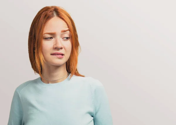 Portrait Une Jolie Rousse Fille Cher — Photo