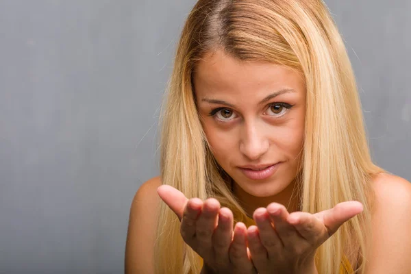 Portrait Natural Young Blonde Woman Holding Something Hands — Stock Photo, Image