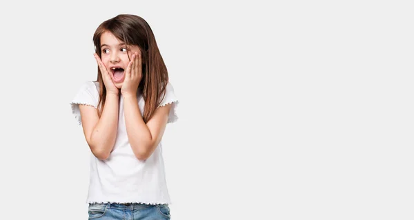 Full Body Little Girl Surprised Shocked Looking Wide Eyes Excited — Stock Photo, Image