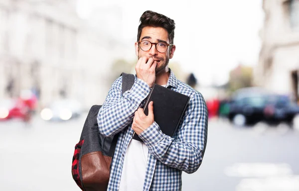 Estudiante Hombre Sosteniendo Libro — Foto de Stock