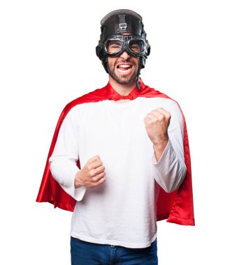 Beyaz arka plan üzerinde izole kazanan süper kahraman