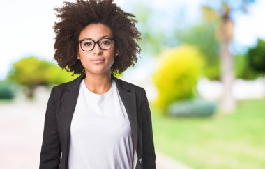 duran, iş siyah kadın seçici odak