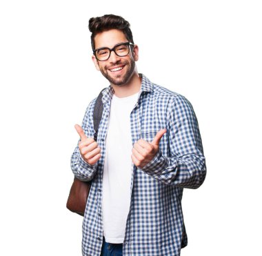 Beyaz arka plan üzerinde izole mutlu öğrenci adam