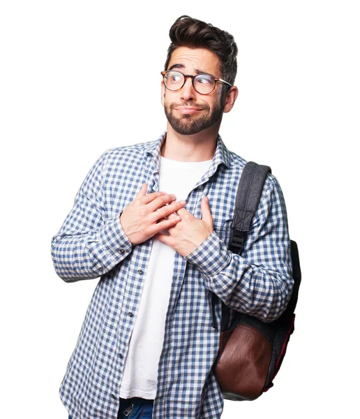 Beyaz arka plan üzerinde izole korkuyor öğrenci adam