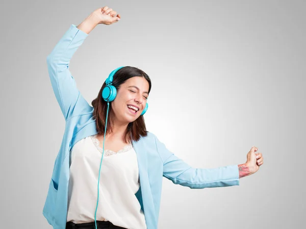 Mulher Meia Idade Ouvindo Música Dançando Divertindo Movendo Gritando Expressando — Fotografia de Stock