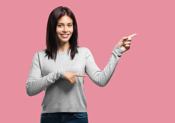 Young Pretty Woman Pointing Side Smiling Surprised Presenting Something Natural — Stock Photo, Image