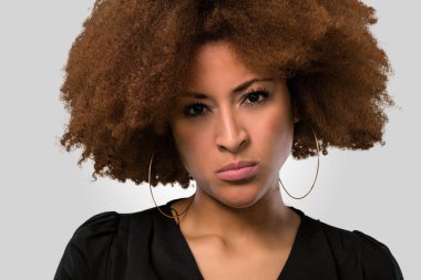 üzgün afro kadın, yüz portre