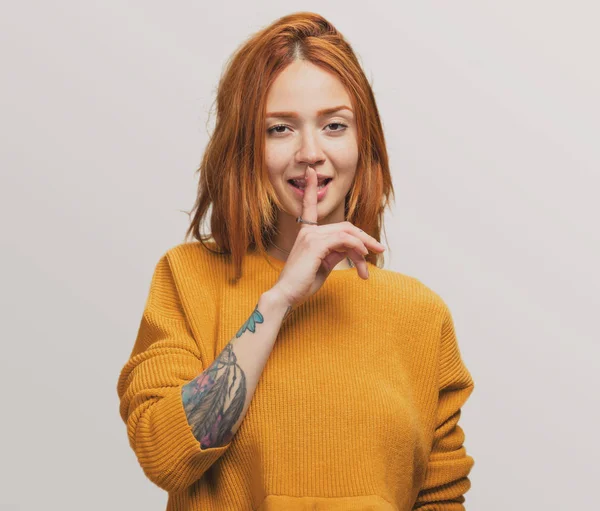 Portrait Pretty Redhead Girl Doing Silence Gesture — Stock Photo, Image