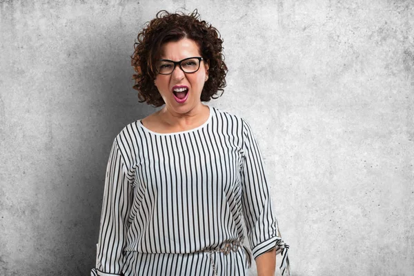 Midden Leeftijd Vrouw Erg Boos Overstuur Zeer Gespannen Schreeuwen Gek — Stockfoto