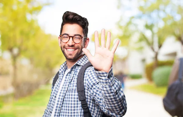 Student Man Gör Nummer Fem Gest — Stockfoto