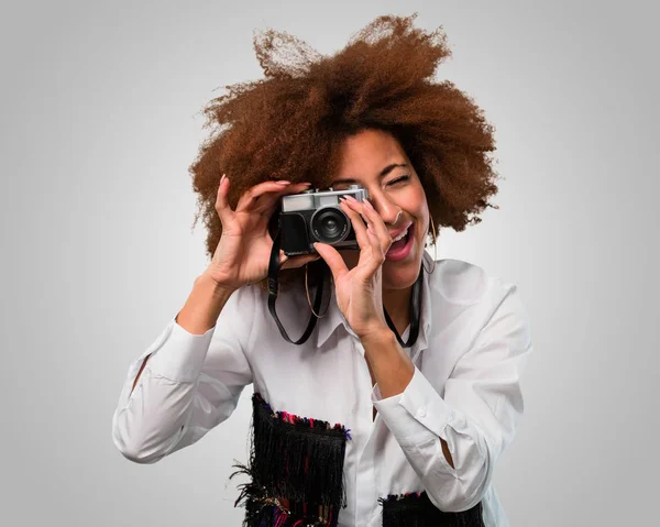 Young Afro Woman Taking Photo Vintage Camera — Stock Photo, Image