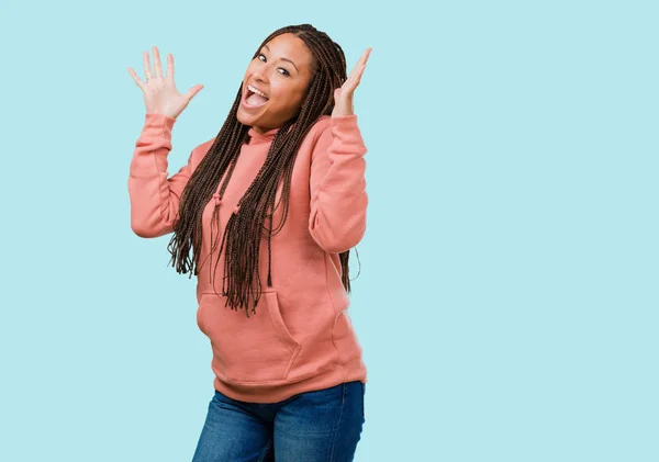 Portrait Young Black Woman Wearing Braids Laughing Having Fun Being — Stock Photo, Image
