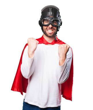 Beyaz arka plan üzerinde izole kazanan süper kahraman