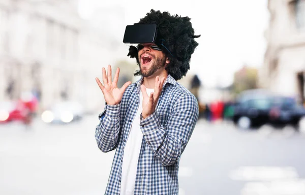 Afro Homem Vestindo Óculos Realidade Virtual — Fotografia de Stock