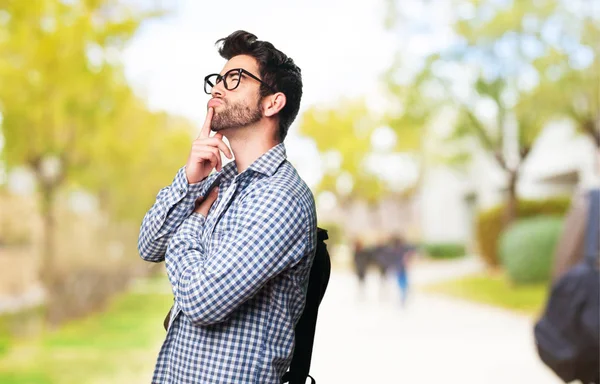 Estudiante Hombre Pensando Aire Libre —  Fotos de Stock