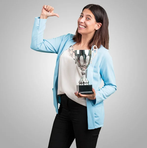 Donna Mezza Età Eccitato Energico Alzando Bicchiere Dopo Aver Raggiunto — Foto Stock