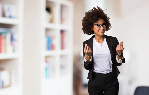 business black woman doing rich gesture