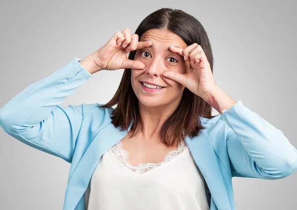 Mujer Mediana Edad Sorprendida Conmocionada Mirando Con Ojos Anchos Emocionada —  Fotos de Stock