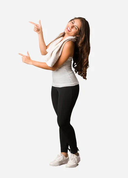 Cuerpo Completo Joven Fitness Mujer Con Curvas Apuntando Lado Con — Foto de Stock