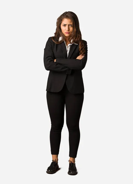 Full Body Young Busines Woman Crossing Arms Relaxed — Stock Photo, Image