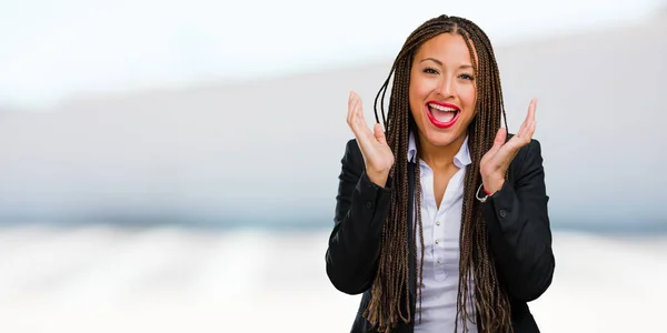 Portrait Une Jeune Femme Affaires Noire Riant Amusant Étant Détendu — Photo