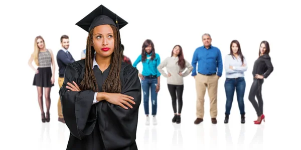 Jovem Graduado Mulher Negra Vestindo Tranças Muito Irritado Chateado Muito — Fotografia de Stock