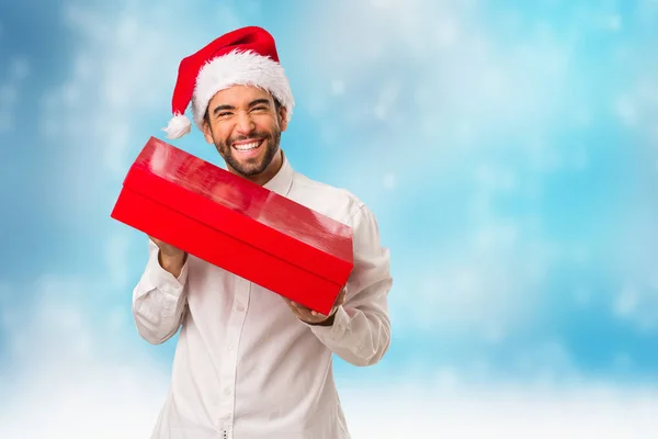 Jovem Usando Chapéu Papai Noel Dia Natal — Fotografia de Stock