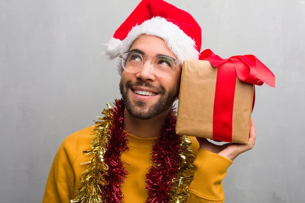 Joven Loco Celebrando Navidad — Foto de Stock