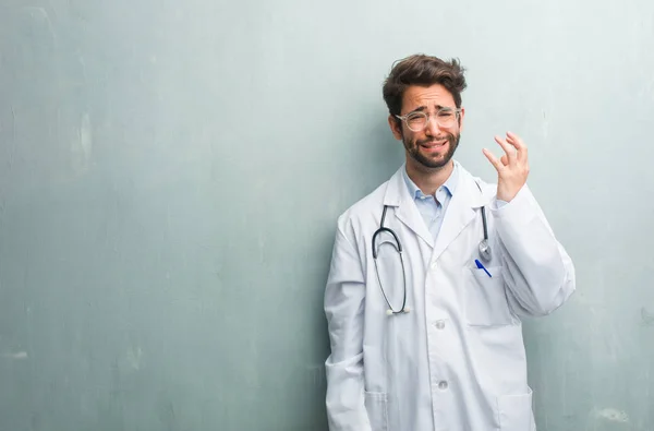 Young Friendly Doctor Man Grunge Wall Copy Space Very Scared — Stock Photo, Image