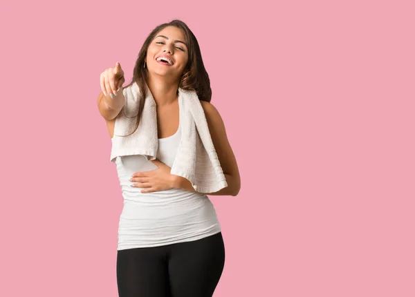 Plein Corps Jeune Forme Physique Courbée Femme Rêve Atteindre Des — Photo