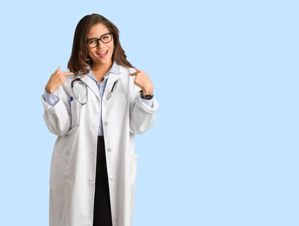 Full Body Young Doctor Woman Surprised Feels Successful Prosperous — Stock Photo, Image