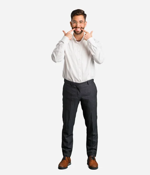 Jonge Knappe Business Man Glimlacht Wijzen Van Mond — Stockfoto