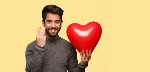 Jeune Homme Célébrant Saint Valentin — Photo