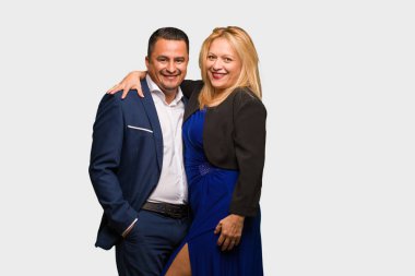 Sevgililer günü kutlama latin çift orta yaşlı