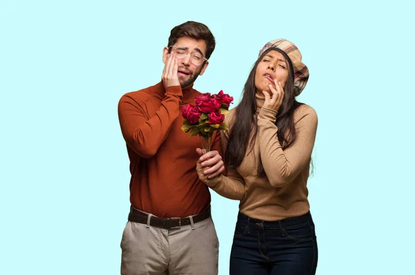 Casal Jovem Dia Dos Namorados Desesperado Triste — Fotografia de Stock
