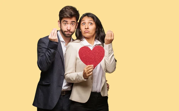 Casal Jovem Dia Dos Namorados Fazendo Gesto Típico Italiano — Fotografia de Stock