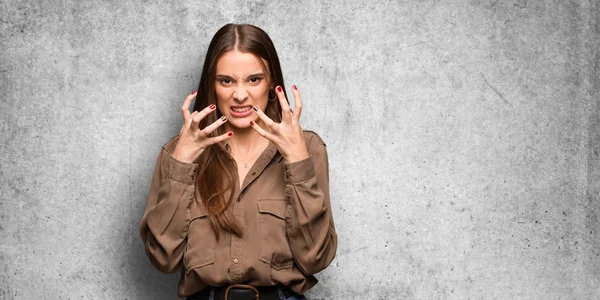 Jonge Kaukasische Vrouw Boos Overstuur — Stockfoto