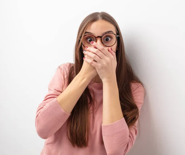 Giovane Donna Carina Sorpreso Scioccato — Foto Stock